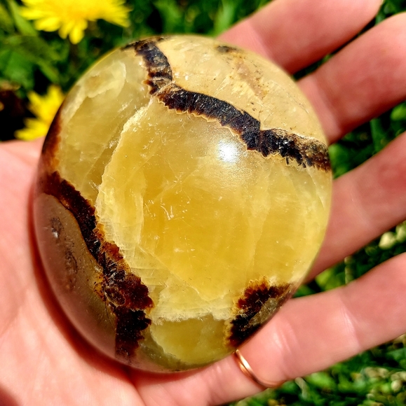 Septarian Nodules Plam Stones Dragon egg - Picture 2 of 11